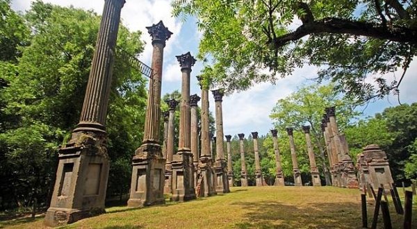 Visit These Fascinating Mansion Ruins In Mississippi For An Adventure Into The Past