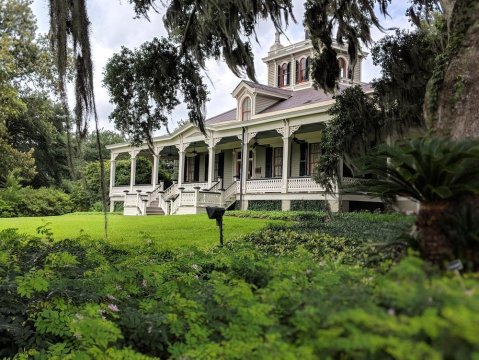 There Are 5 Must-See Historic Landmarks In The Charming Town Of New Iberia, Louisiana