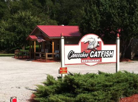 Eat Endless Fried Catfish At This Rustic Restaurant In Georgia