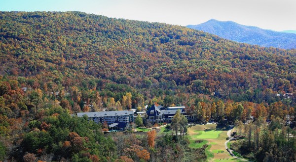 This Georgia Resort In The Middle Of Nowhere Will Make You Forget All Of Your Worries