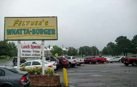 The Burgers From Feltner's Whatta-Burger In Arkansas Are So Good That The Recipe Hasn’t Changed Since 1967