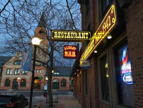 The Prime Rib From The Albany In Wyoming Is So Good That It's Been A Local Favorite Since 1942