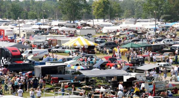 This Michigan Flea Market Covers 80 Acres With Over 800 Merchants On-Site