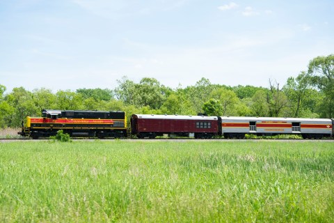 The Scenic Train Ride In Ohio That Runs Year-Round