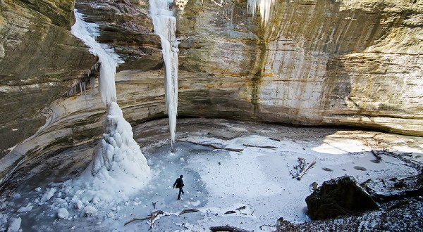 Spend The Day Exploring The Waterfalls In Illinois’ Starved Rock State Park