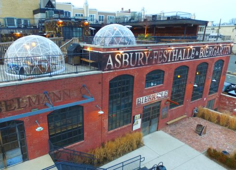 Stay Warm And Cozy This Season At Asbury Festhalle, A Rooftop Igloo Bar In New Jersey