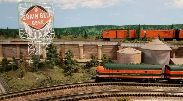 Minnesota’s Largest Indoor Train Display Is At The Twin City Model Railroad Museum