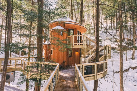 Hocking Hills Treehouses In Southeast Ohio Let You Glamp In Style