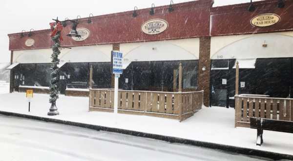 Chow Down At The Blue Crab, An All-You-Can-Eat Crab Restaurant In Delaware