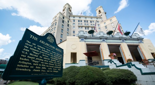 The Most Famous Hotel In Arkansas Is Also One Of The Most Historic Places You’ll Ever Sleep