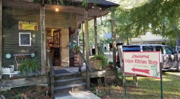 This Small Stretch Of Shops In Louisiana Offers The Perfect Way To Spend An Afternoon