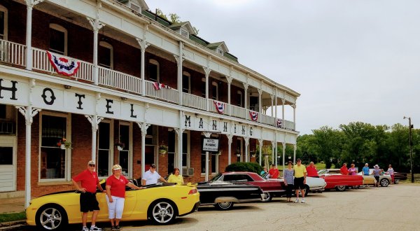 Step Back in Time With A Stay At Iowa’s Historic Manning Hotel In Keosauqua