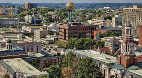 There Are 3 Must-See Historic Landmarks In The Charming Town Of Knoxville, Tennessee