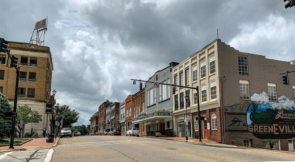 The Surprising Tennessee Town That Makes An Excellent Weekend Getaway