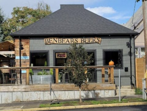 There's A New Bear Themed Beer Bar In Oregon, And It's Enchanting
