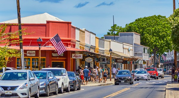 There Are 6 Must-See Historic Landmarks In The Charming Town Of Lahaina, Hawaii