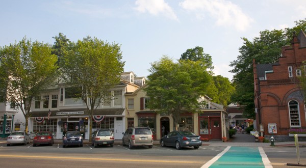 This Small Stretch Of Shops In Massachusetts Offers The Perfect Way To Spend An Afternoon