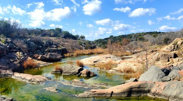 The Hike To Texas’s Pretty Little Inks Lake Is Short And Sweet