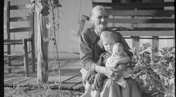 This Photographer Captured The Most Iconic Photos Of Rural Kentucky, And Her Story Is Fascinating