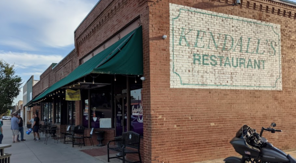 The Beloved Hole-In-The-Wall That Serves The Arguably Best Chicken Fried Steak In All Of Oklahoma