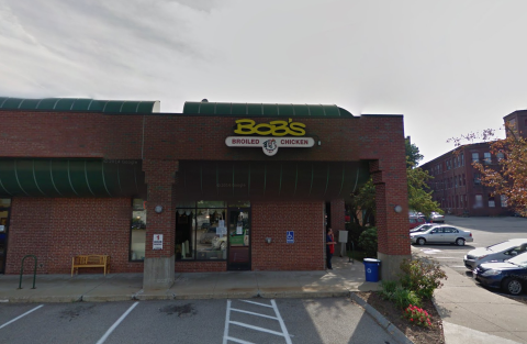 The Beloved Hole-In-The-Wall That Serves The Arguably Best Fried Chicken In All Of New Hampshire