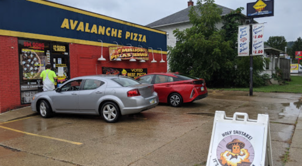 You’d Never Know Some Of The Best Pizza In Ohio Is Hiding Deep In Appalachia