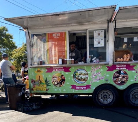 The Tiny Food Truck That Serves The Arguably Best Tacos In All Of Connecticut