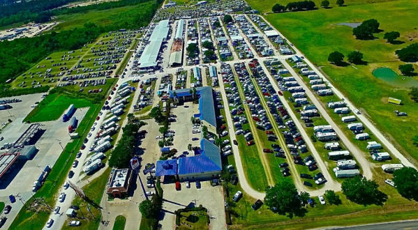 This Flea Market With Over 500 Merchants On-Site Is The Largest In Southeast Texas
