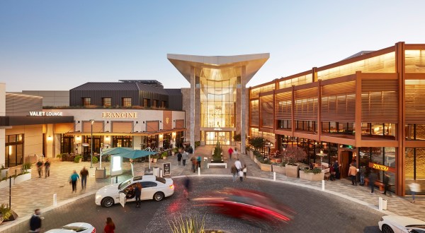 The Largest Shopping Mall In Arizona Has Nearly Two Million Square Feet Of Retail Space