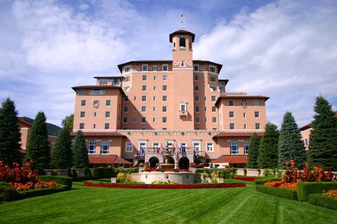 The Broadmoor Is A Colorado Hotel That Is Equal Parts Charming And Historical