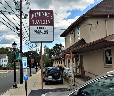 The Beloved Hole-In-The-Wall That Serves The Arguably Best Wings In All Of New Jersey