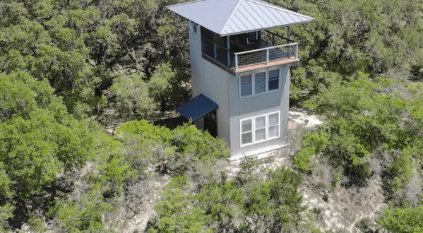 Spend The Night In An Airbnb That’s Inside A 3-Story Treehouse Right Here In Texas