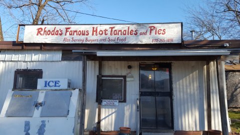 For The Best Hot Tamales Of Your Life, Head To This Hole-In-The-Wall Soul Food Shack In Arkansas