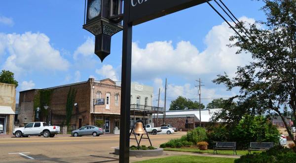 Visit The Friendliest Town In Mississippi The Next Time You Need A Pick-Me-Up