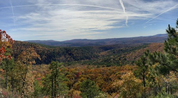 The View From This Little-Known Overlook In Arkansas Is Almost Too Beautiful For Words