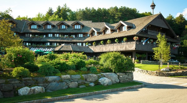 The Most Famous Hotel In Vermont Is Also One Of The Most Historic Places You’ll Ever Sleep
