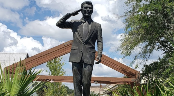 Here’s The Story Behind The Massive Ronald Reagan Statue In Louisiana