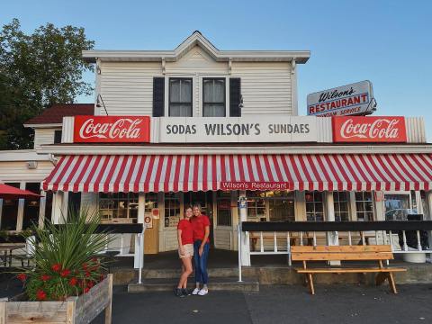 The One-Of-A-Kind Wilson’s Restaurant Just Might Have The Most Scenic Views In All Of Wisconsin