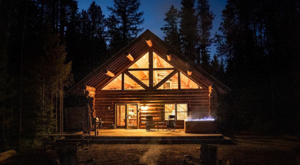 These Might Be The 3 Coziest Cabins In Montana’s West Glacier You Can Book