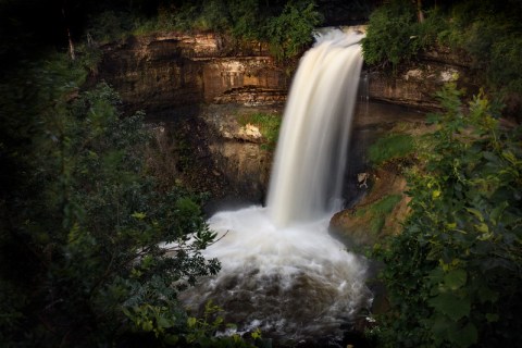 Minnesota's Most Easily Accessible Waterfall Is Hiding In Plain Sight At Minnehaha Regional Park
