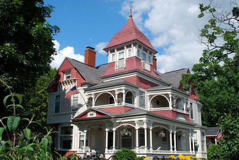 The Charming Bed And Breakfast In Small Town Michigan Worthy Of Your Bucket List