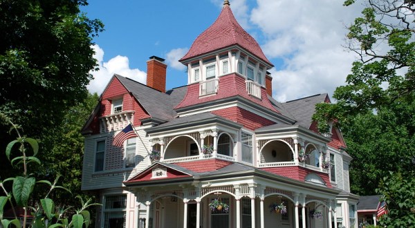 The Charming Bed And Breakfast In Small Town Michigan Worthy Of Your Bucket List