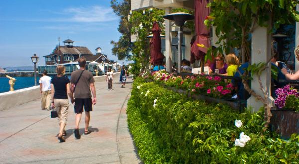 This Waterfront Stretch Of Shops In Southern California Offers The Perfect Way To Spend An Afternoon
