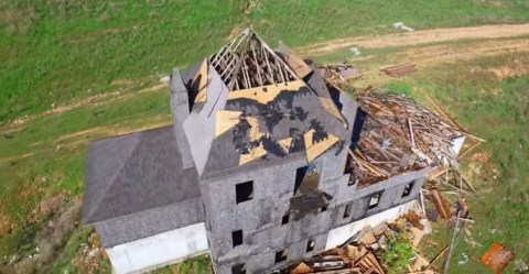 There's An Abandoned Resort In Missouri That Was Never Completed And It's Eerily Fascinating