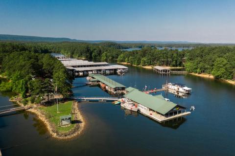 This Arkansas Resort In The Middle Of Nowhere Will Make You Forget All Of Your Worries