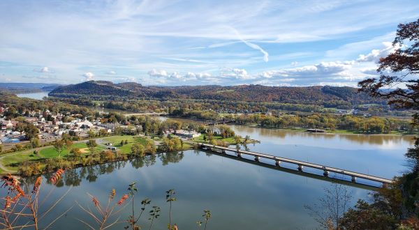 The View From This Little-Known Overlook In Pennsylvania Is Almost Too Beautiful For Words