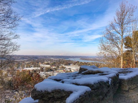 Take A Meandering Path To An Kentucky Overlook That’s Like The Balcony Of An Old Stone Castle
