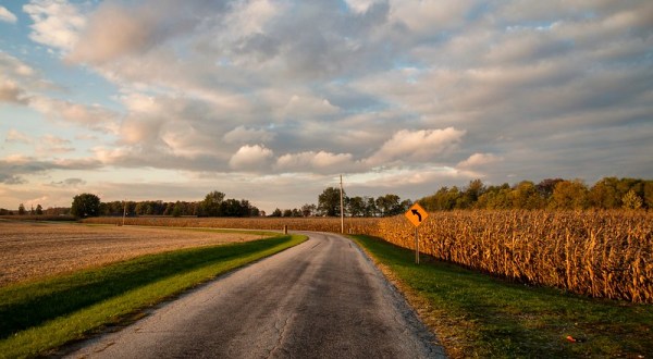 Here Are 6 Awe-Inspiring Road Trips To Take In Indiana ASAP