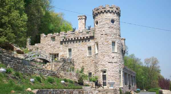 Most People Don’t Know That Berkeley Springs Castle Is Hiding In West Virginia