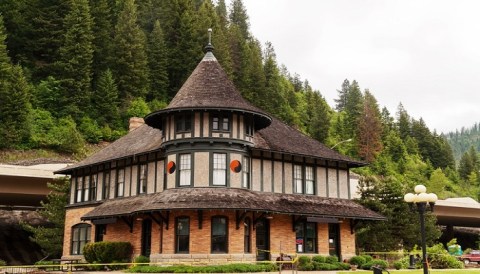 There Are 6 Must-See Historic Landmarks In The Charming Town Of Wallace, Idaho